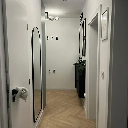 2bdr Modern With Parking Διαμέρισμα *