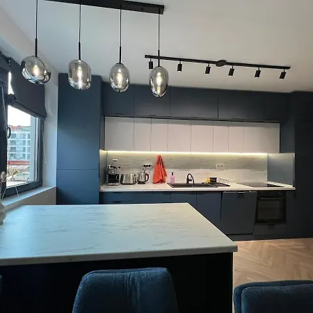 2bdr Modern With Parking Διαμέρισμα *