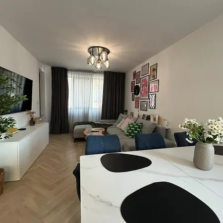Διαμέρισμα 2bdr Modern With Parking