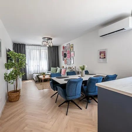 2bdr Modern With Parking