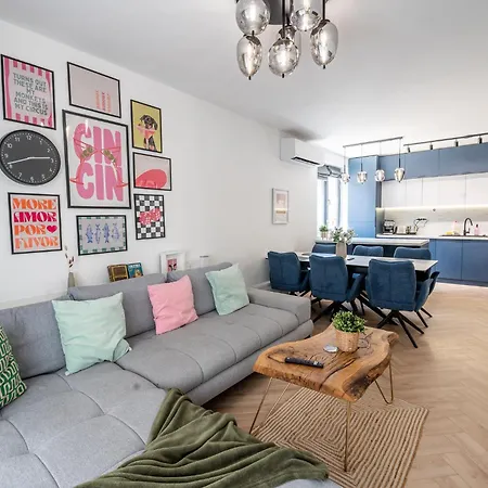2bdr Modern With Parking