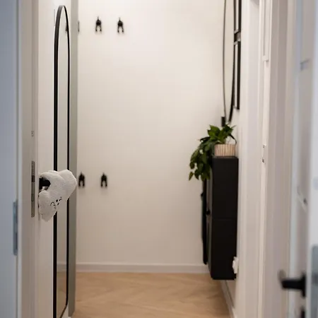 2bdr Modern With Parking דירה סופיה